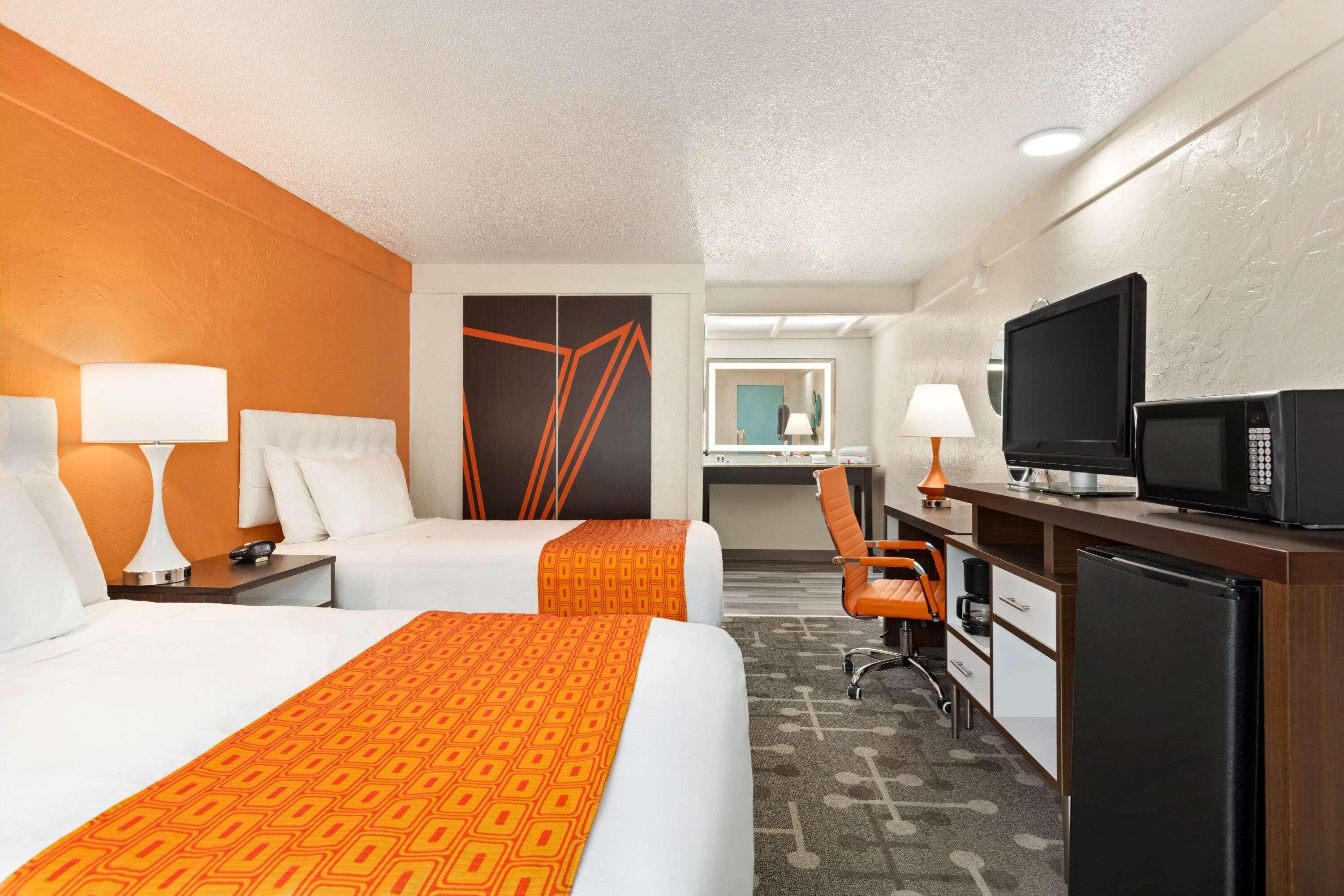 Dover Inn And Suites Eksteriør bilde